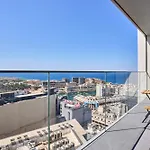 Contemporary Staycation, St Julian's Appartement *