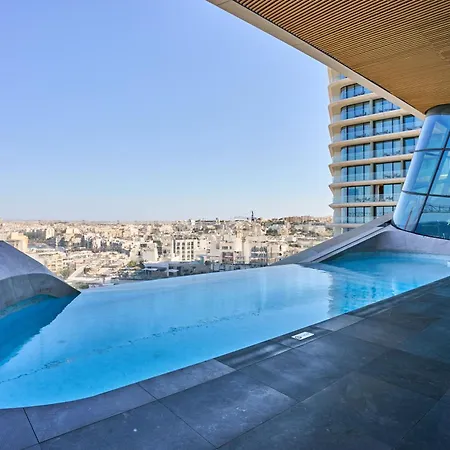 Contemporary Staycation, St Julian's Appartement