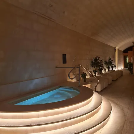 Contemporary Staycation, St Julian's San Ġiljan