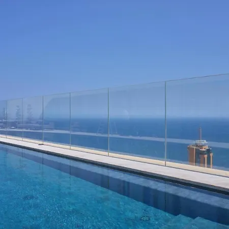 Contemporary Staycation, St Julian's Apartment San Ġiljan