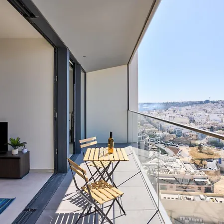 Contemporary Staycation, St Julian's Apartamento
